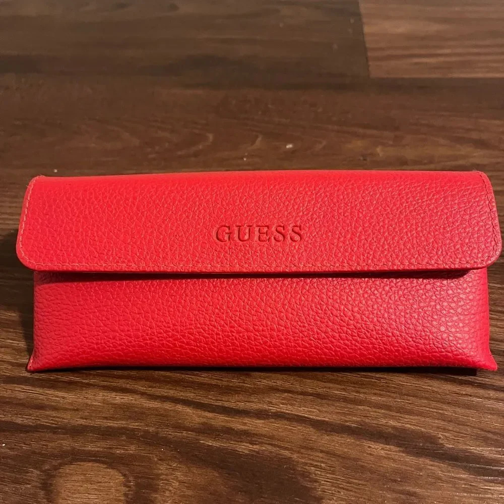 GUESS Unisex Red Pebbled Leather Glasses Case